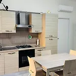 Crystal\'S House